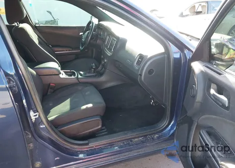 2017 Dodge Charger Se Rwd z USA, uszkodzony, nr VIN 2C3CDXBG8HH532452